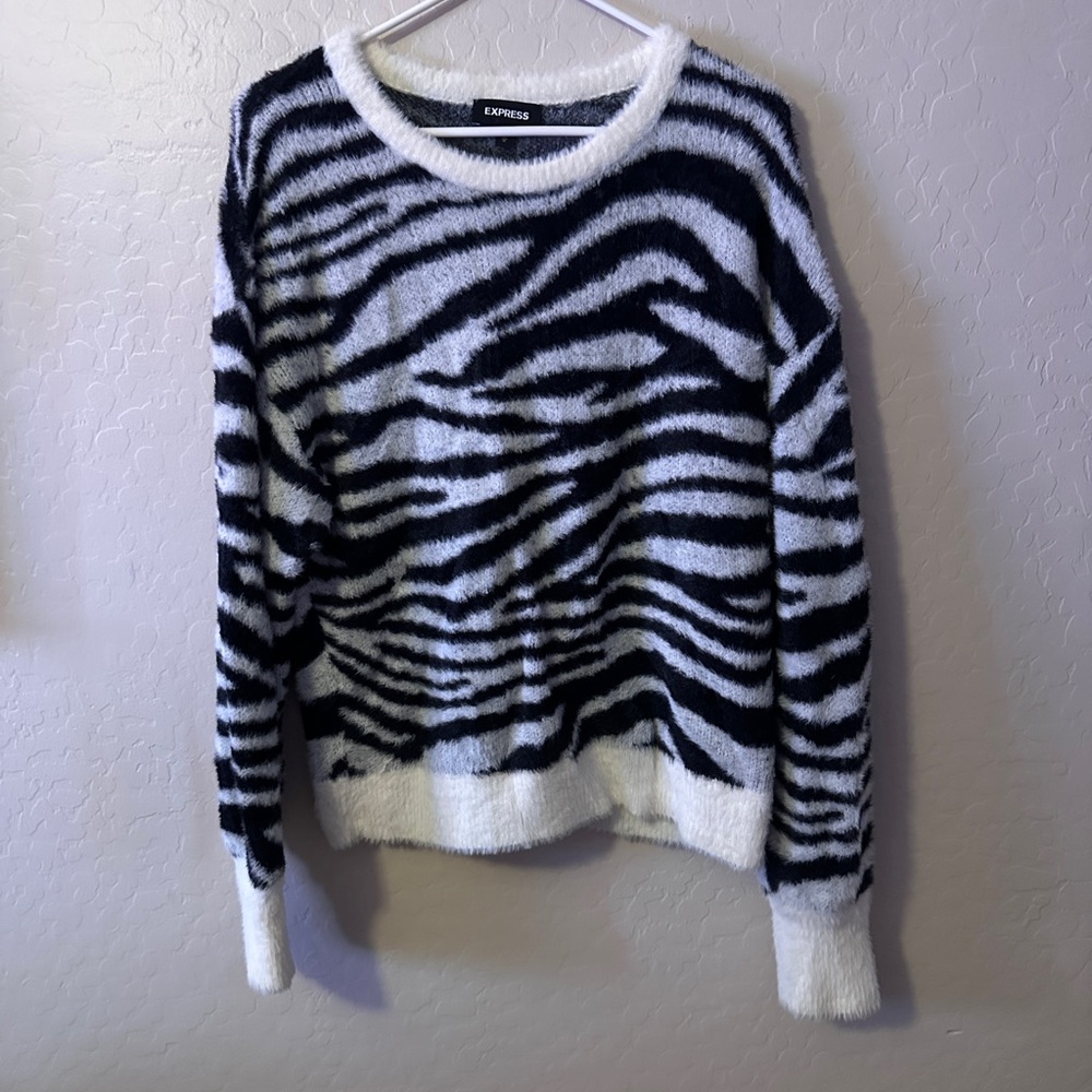 Express Zebra Patterned Sweater in Black and White